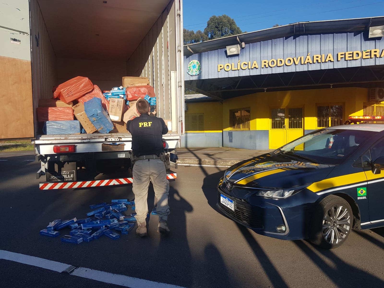 Laudo aponta que poste junto a grade que corredora encostou e sofreu  descarga elétrica estava energizado, Bauru e Marília