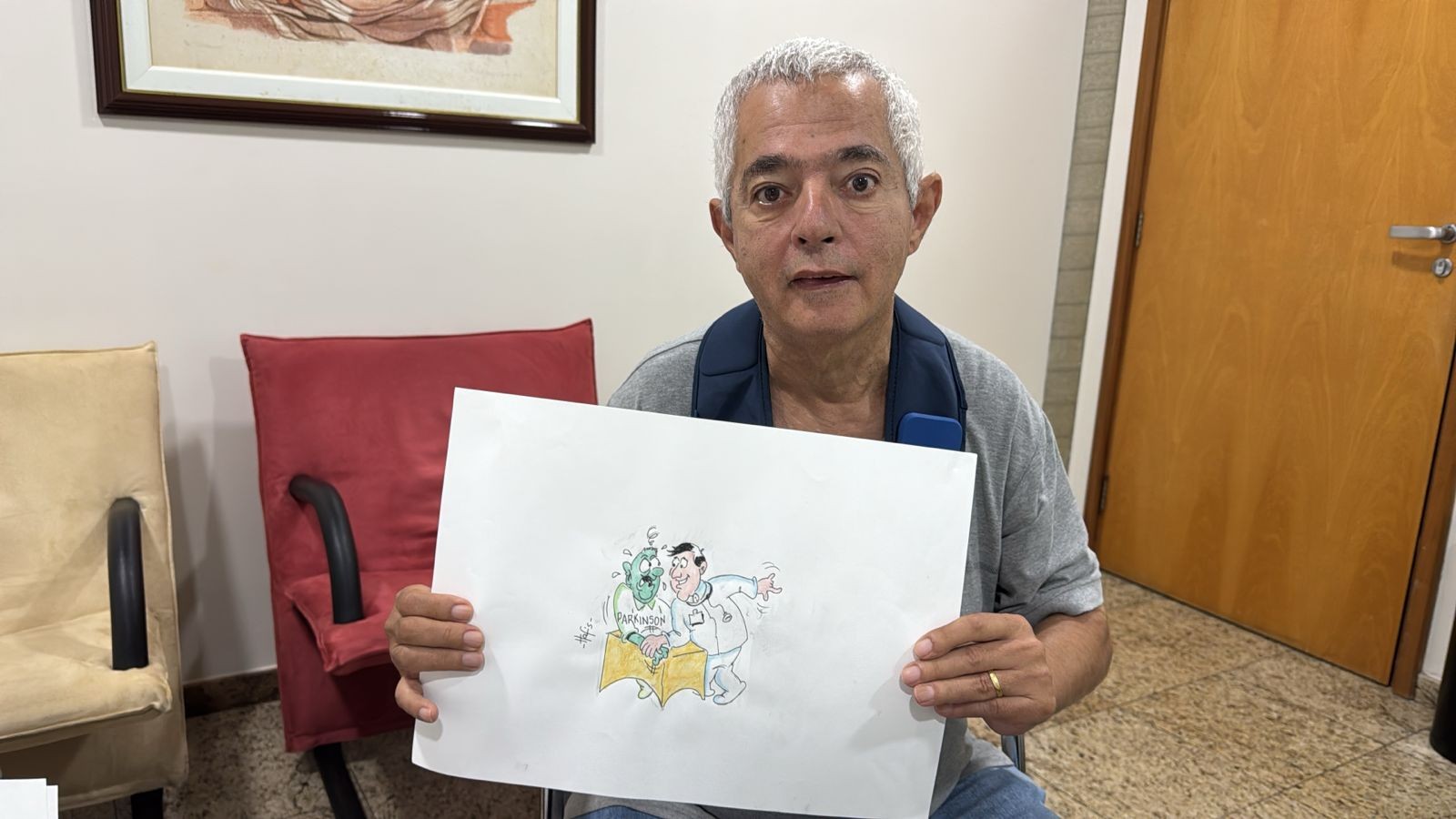 Ilustrador aposentado com Parkinson volta a desenhar após cirurgia no cérebro: 'Voltei a sonhar'