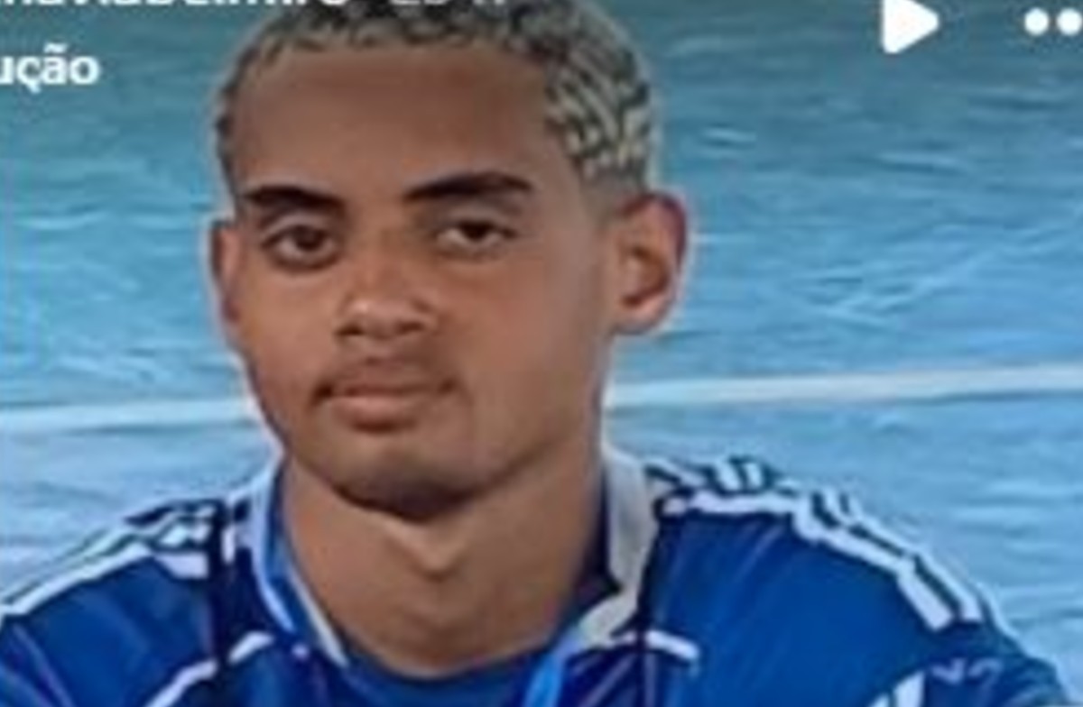 Trator desgovernado cai de barranco e mata trabalhador de 18 anos em Belmiro Braga