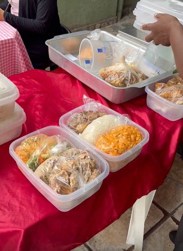 Cozinheira 'influencer', dormitório 'de família', 'psicólogo' de ex-detentas: o comércio na porta do maior complexo penitenciário do RJ