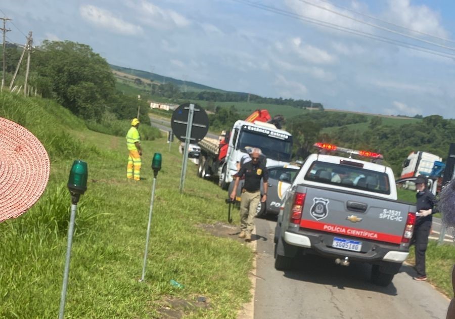 Mulher que morreu atropelada por caminhão na SP-127 é sepultada em Itapetininga