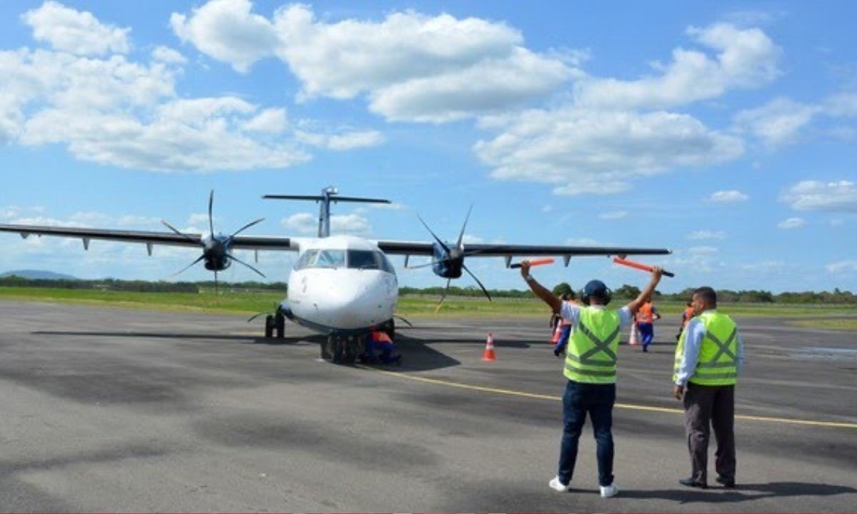 Aeroportos de Feira de Santana e Conde vão receber investimentos federais para infraestrutura
