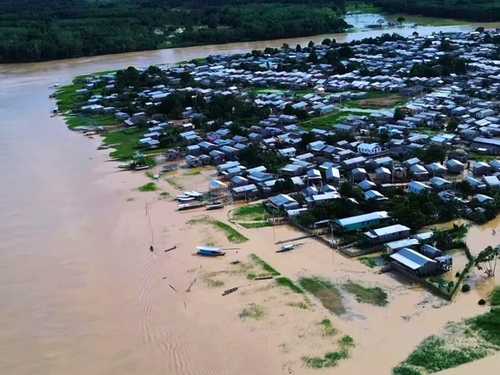 Rio Tarauacá tem vazante mas segue acima da cota de transbordo; 9 mil pessoas foram afetadas por enchente
