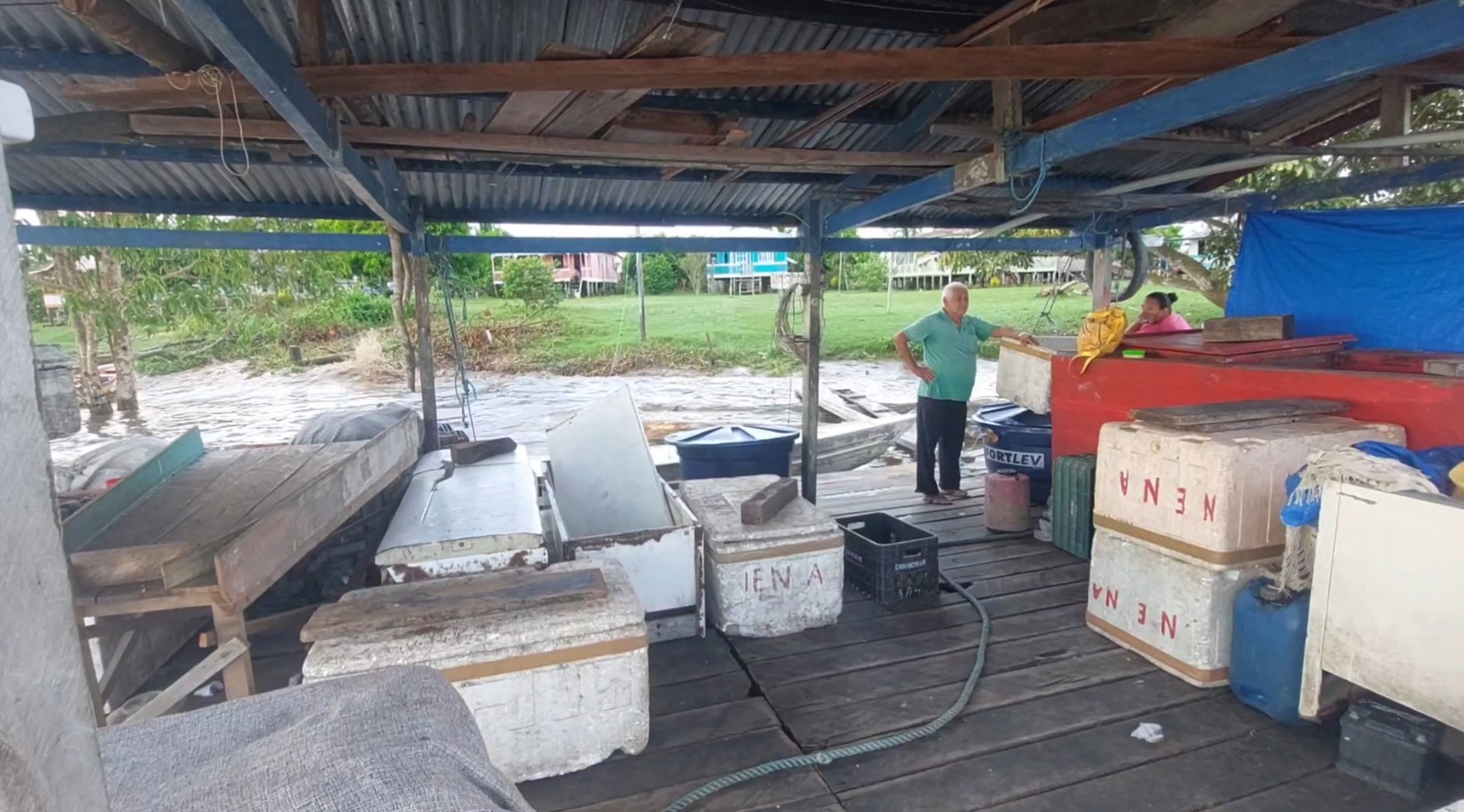 Cheia do Rio Solimões agrava prejuízos em comunidades ribeirinhas em Manacapuru