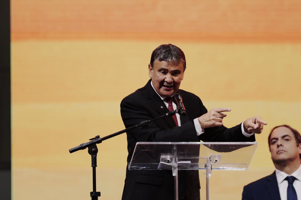 'Turista nenhum gosta de ir a lugares em que tem gente mendigando', diz ministro do Desenvolvimento Social