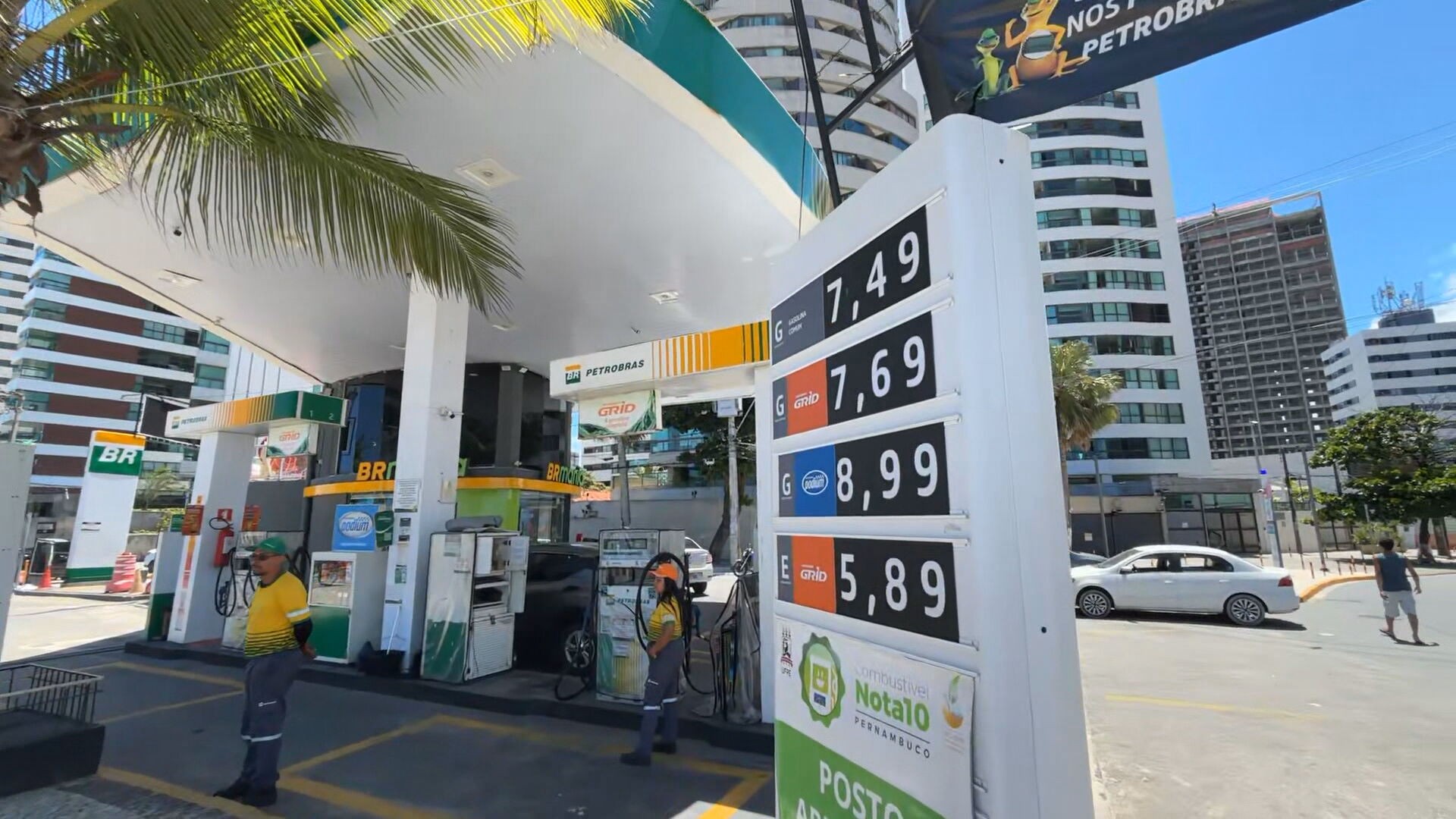 Gasolina chega a R$ 7,50 no Recife e Procon autua 12 postos por aumento injustificado