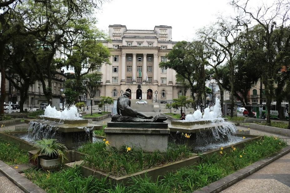 Prefeitura de Santos lança concurso público para 28 cargos e salários podem chegar a R$ 10 mil; confira 