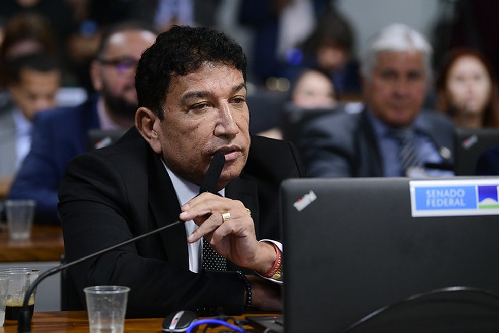 Magno Malta em sessão na Comissão de Assuntos Econômicos do Senado em 23/05/23. — Foto: Pedro França/Agência Senado