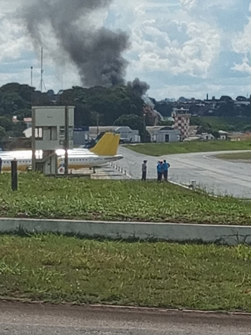 Acidente de aeronave no Aeroporto da Pampulha — Foto: Redes sociais