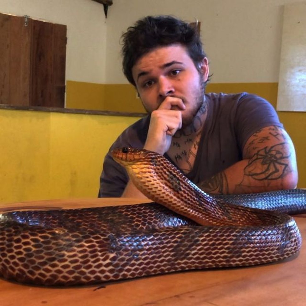 Gabriel Nogueira Souza foi internado após fumar cigarro eletrônico por 3 meses — Foto: Arquivo pessoal