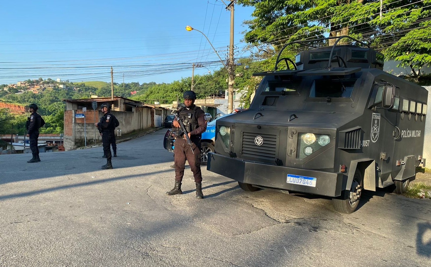 Polícia Militar faz operação contra a criminalidade em Volta Redonda