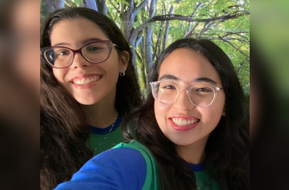 À esquerda aparece Sophia e na direta está Giovana. — Foto: Divulgação