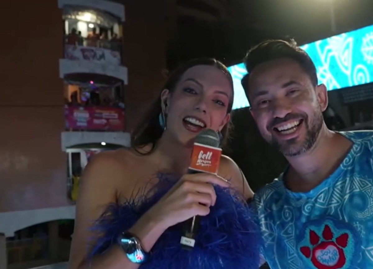Jogador Everton Ribeiro curte trio de Bell Marques no carnaval de Salvador: 'Energia surreal'