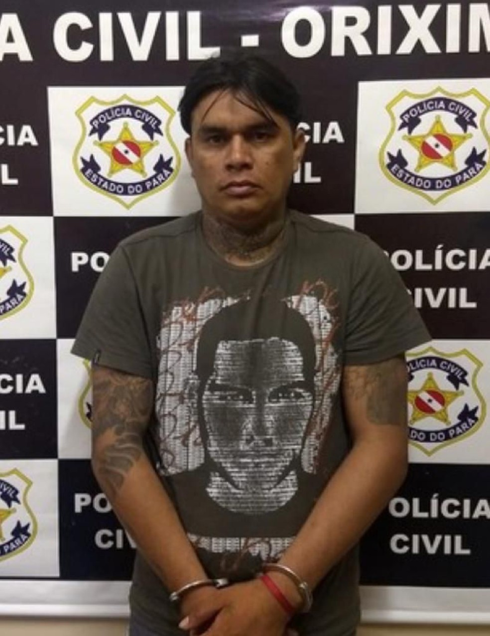 Homem que publicou vídeos usando drogas junto com macaco é preso pela PM –  Portal Do Urubui
