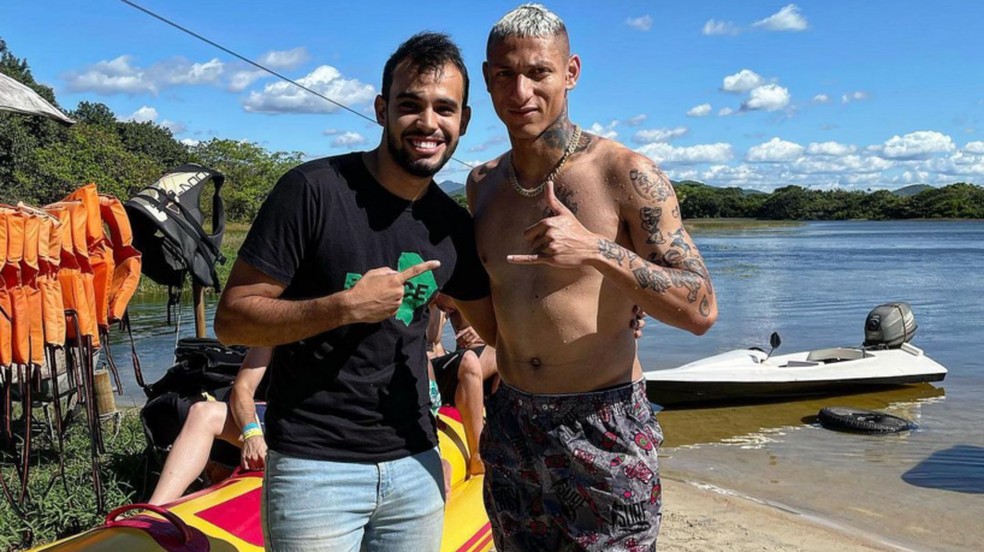 Richarlison se manifesta após derrota: 'Ontem ainda não passou