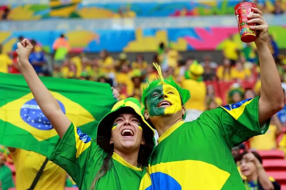 1 de 4
Jogo do Brasil altera &ocirc;nibus, feiras e sa&uacute;de em Bauru nesta quarta-feira (24) &mdash; Foto: Reprodu&ccedil;&atilde;o