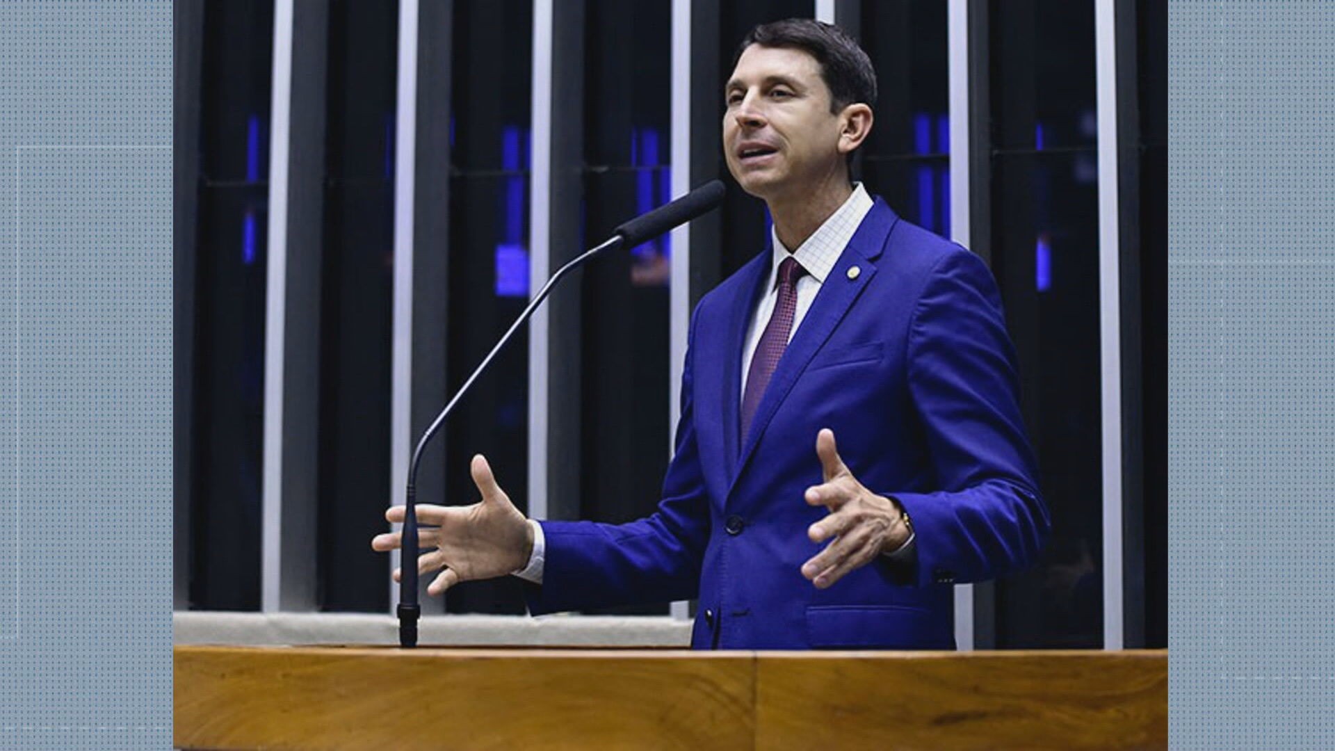 MP denuncia deputado federal por lavagem de dinheiro em esquema de Adriano da Nóbrega