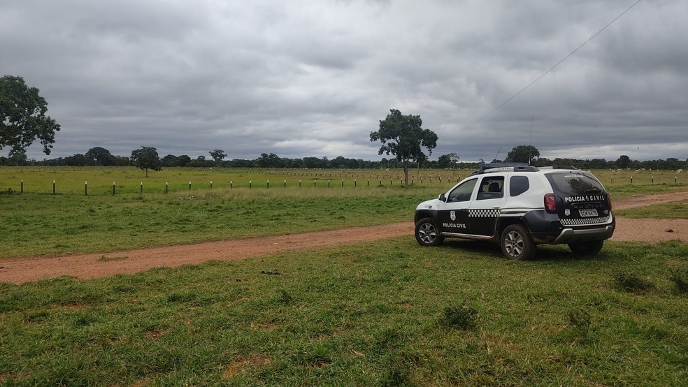 Polícia Civil faz buscas pelo suspeito de matar a onça-pintada — Foto: Polícia Civil/Divulgação