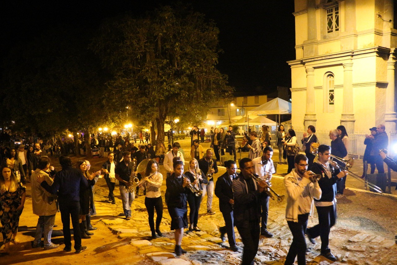 With guitar players, cultural workshops and gastronomy from Minas Gerais, the Piacatuba Viola Festival reaches its 21st edition; check the schedule