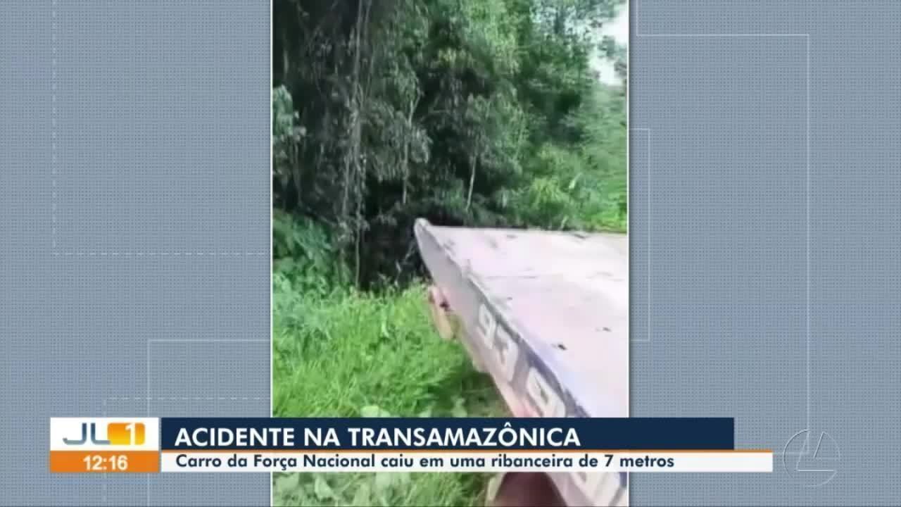 Carro da Força Nacional cai de ribanceira e deixa agentes feridos na rodovia Transamazônica, no PA