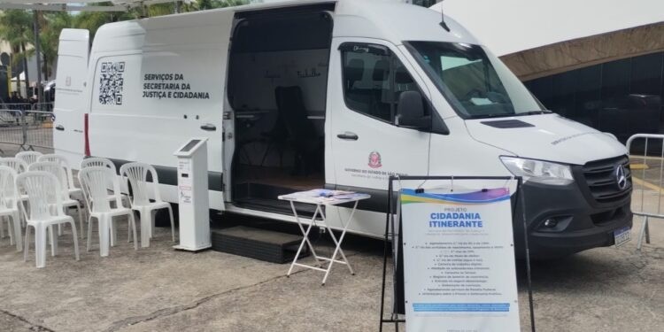 Tatuí recebe unidade móvel de emissão de documentos e serviços de cidadania
