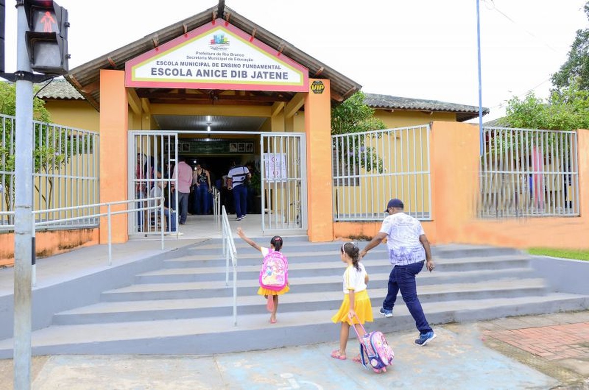 Professores e gestores de escolas de Rio Branco se posicionam contra ...