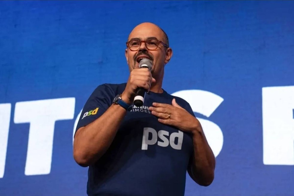Mateus Simões, vice-governador de Minas Gerais, em cerimônia de filiação ao PSD — Foto: Mônica Costa/Divulgação