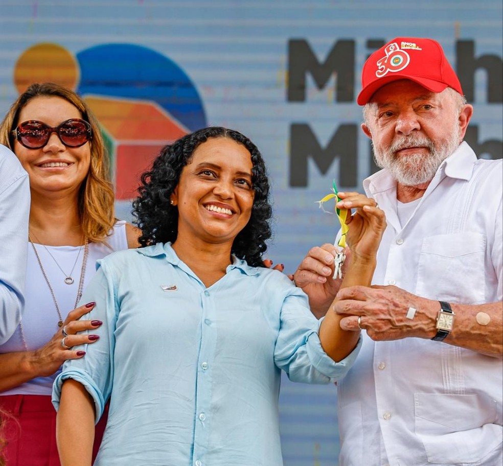 Lula entrega chaves de casas populares em Abaetetuba, no Pará. — Foto: Ricardo Stuckert