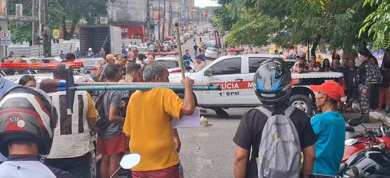 Homem é assassinado a tiros em praça no Centro de João Pessoa