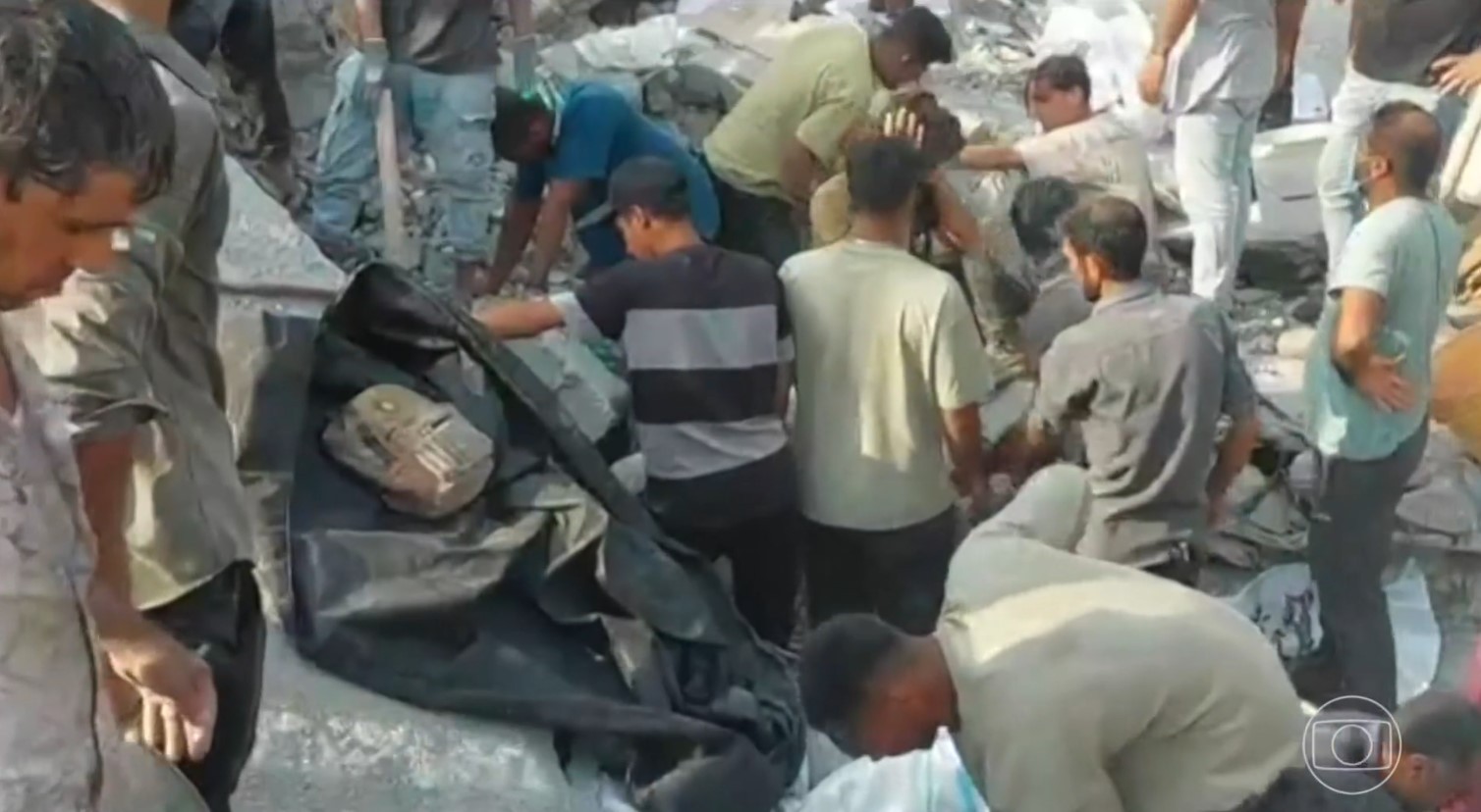 O que se sabe sobre os bombardeios de EUA e Israel contra o Irã e a resposta de Teerã