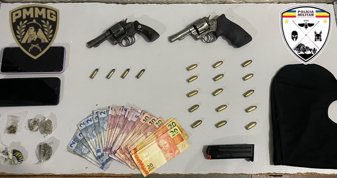Presa por tráfico, mulher tenta subornar PMs oferecendo localização de arma em troca de liberação