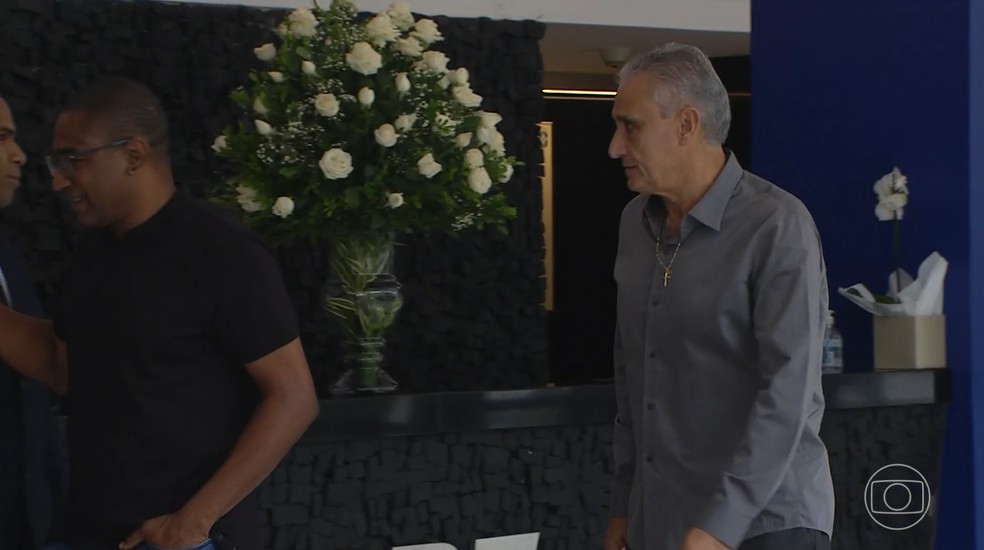 Tite durante velório do Zagallo na sede da CBF, no Rio — Foto: Reprodução/TV Globo