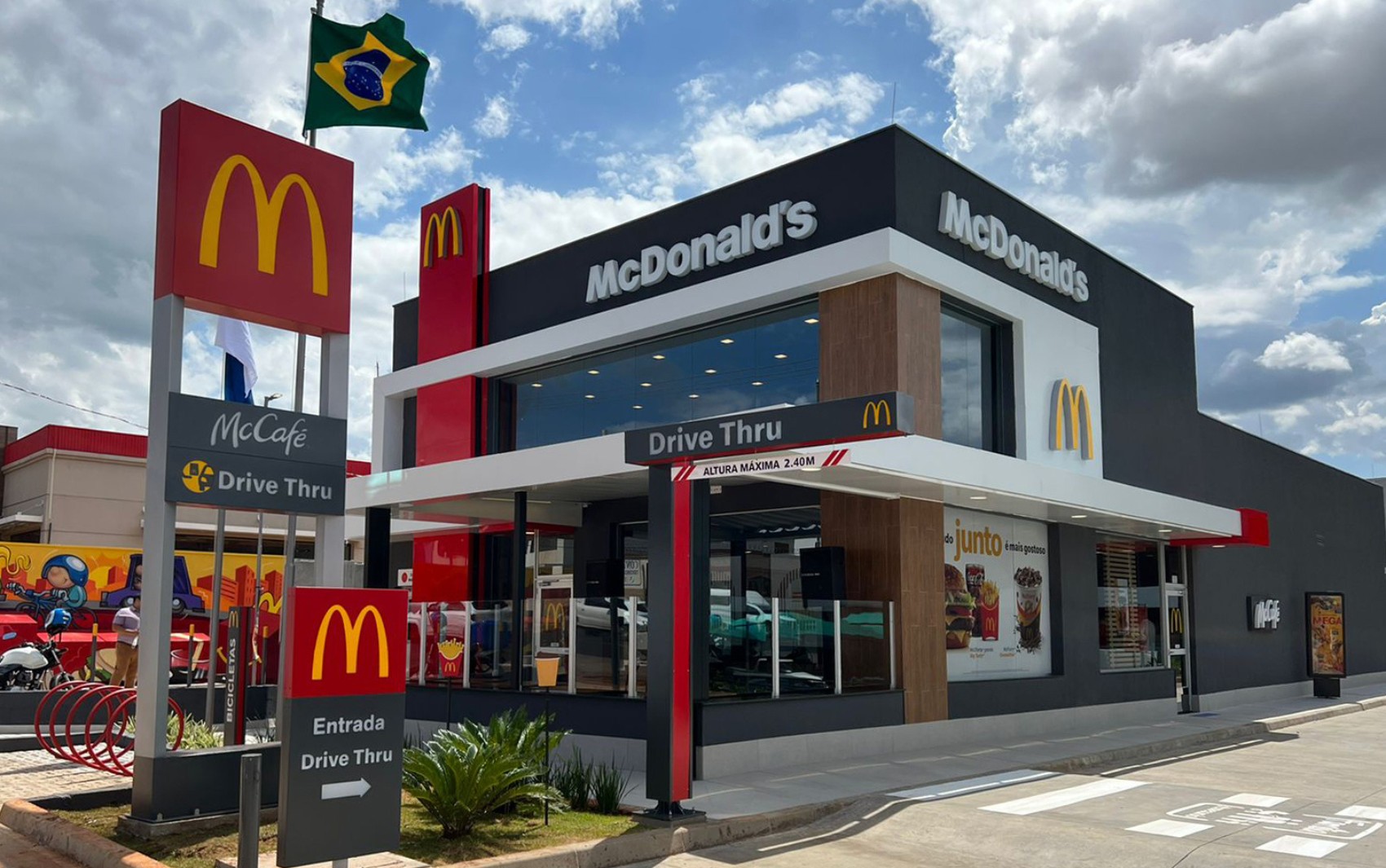 Aplicativo do McDonald's apresenta instabilidade e clientes reclamam nas redes sociais