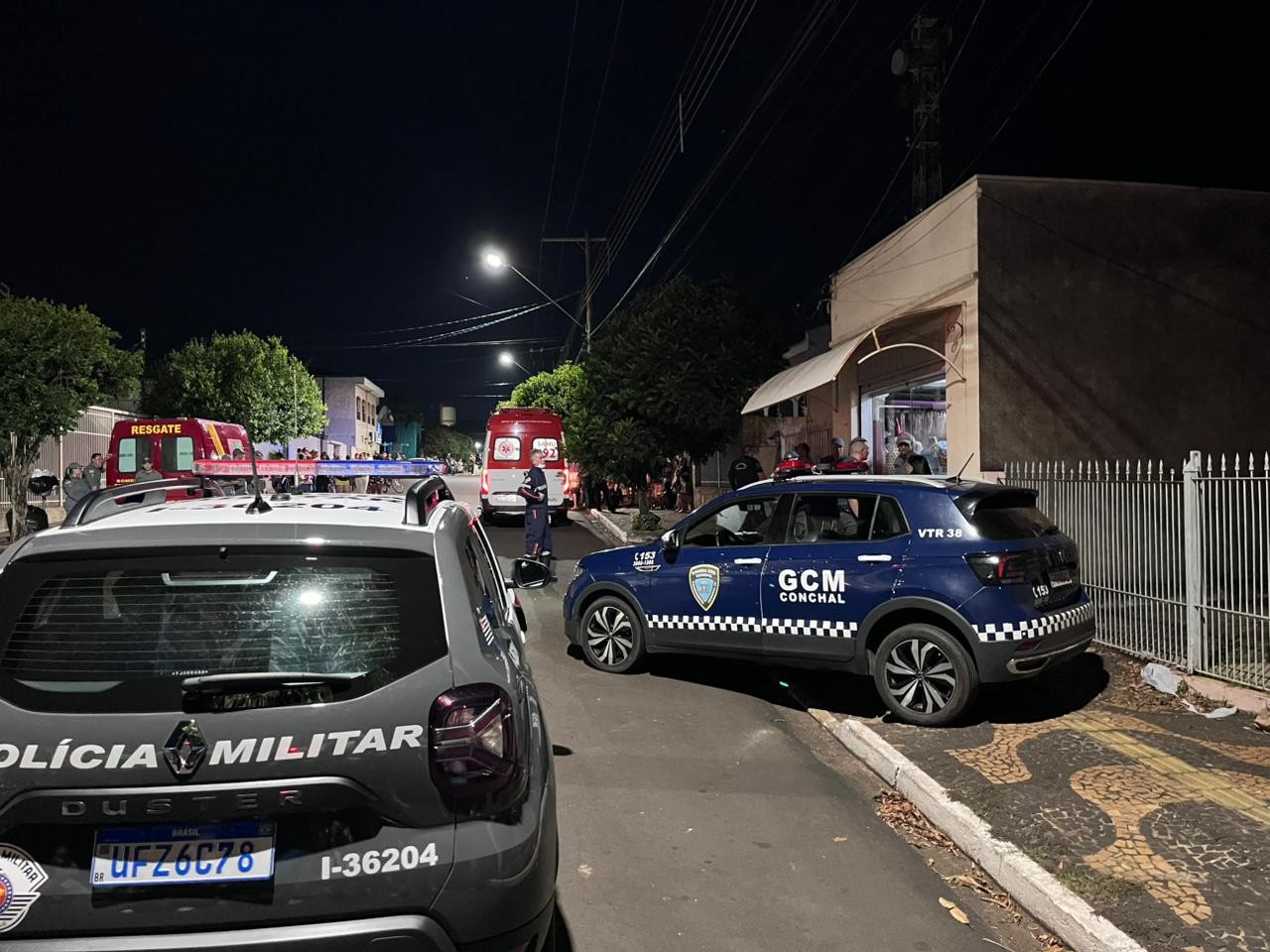 Mulher é mantida refém pelo ex armado com faca em casa no interior de SP