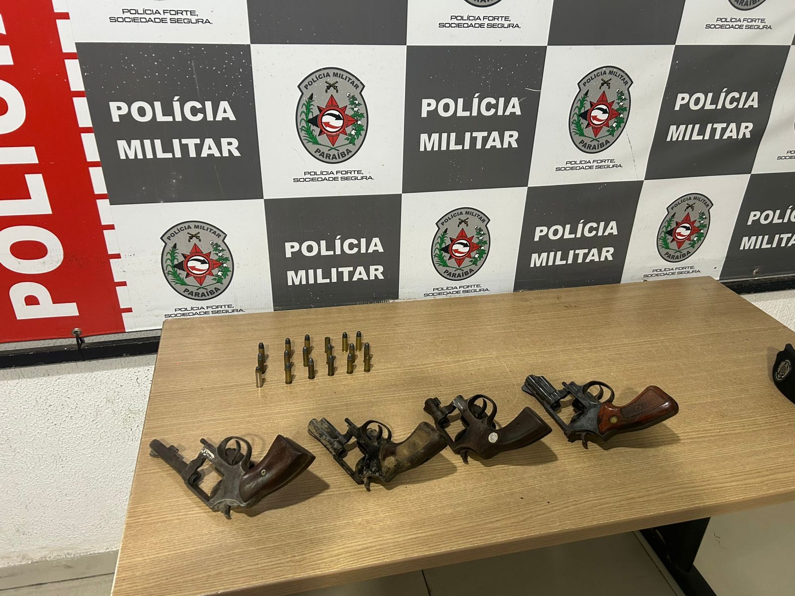 Três suspeitos foram presos durante operações da Polícia Militar em João Pessoa