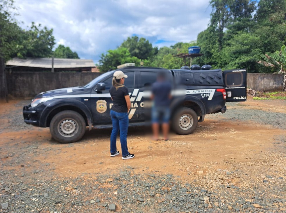 Vigilante � preso pela Pol�cia Civil por estuprar e engravidar enteada em Alto Alegre (RR). &mdash; Foto: Ascom PCRR/Divulga��o 