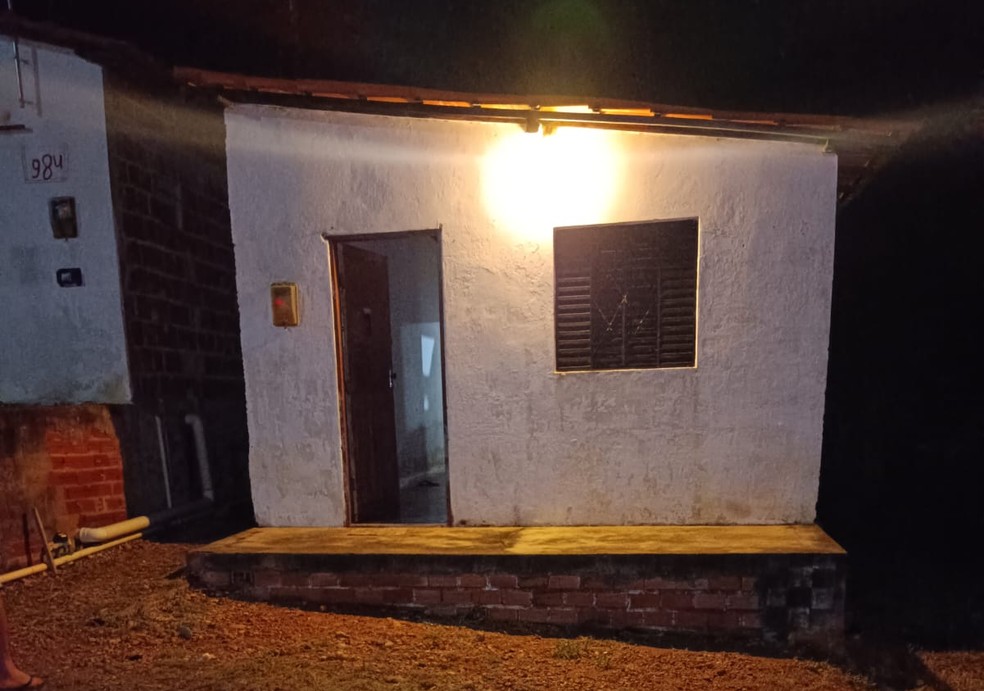 Homem é morto a facadas na rua de casa em São João do Piauí; esposa foi presa e enteado é procurado — Foto: Polícia Civil