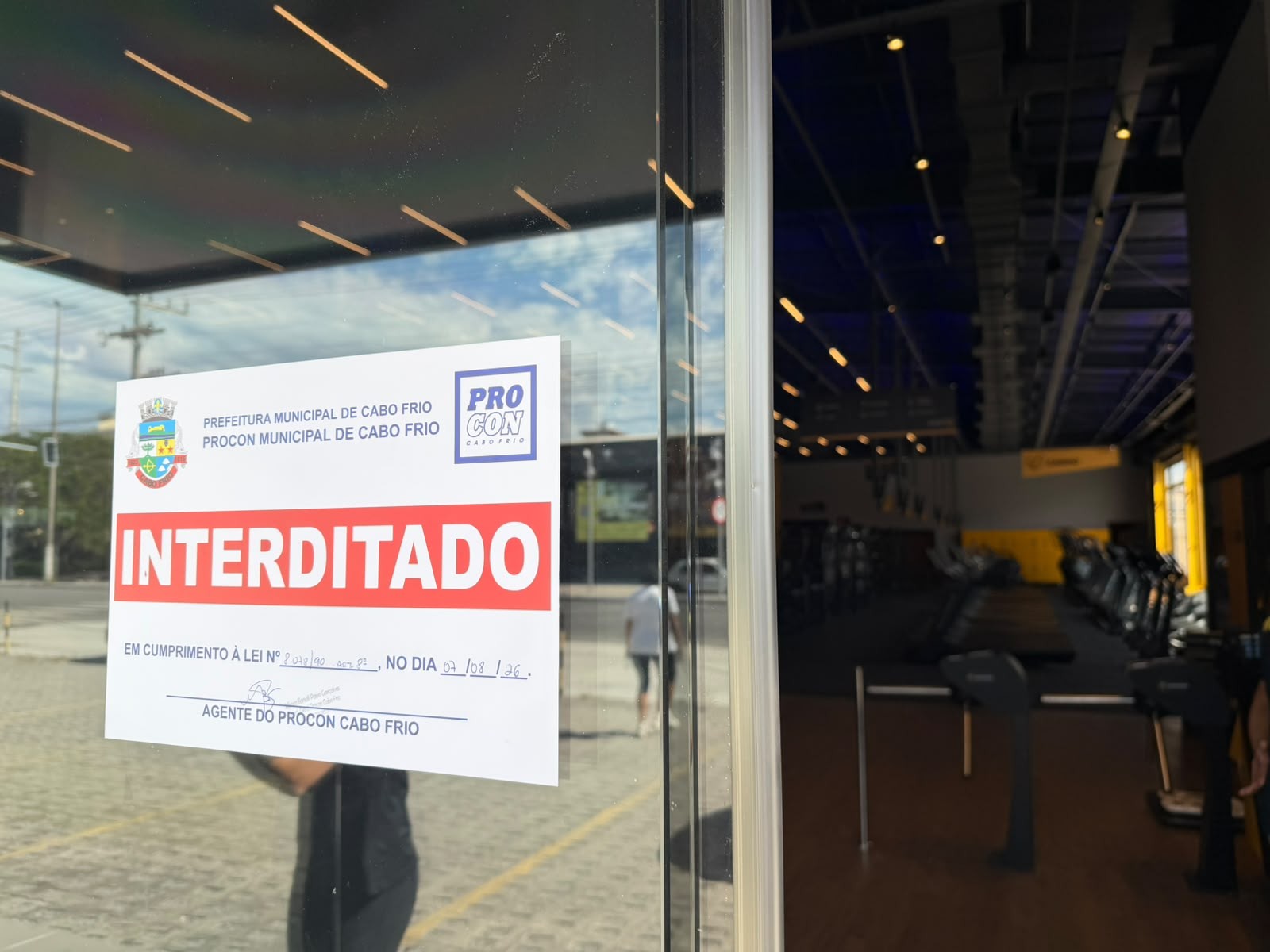 Procon interdita academia em Cabo Frio por funcionamento sem abastecimento de água