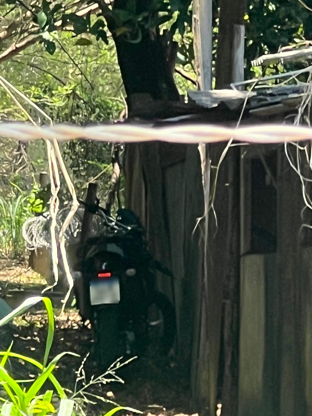 Homem é preso por suspeita de envolvimento com o tráfico de drogas e falsidade ideológica em Volta Redonda 