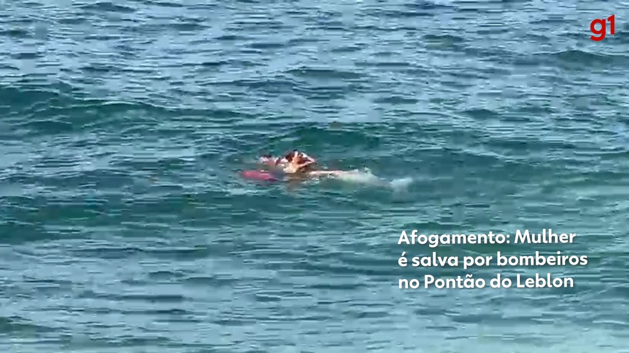 Vídeo mostra resgate de banhista no Leblon