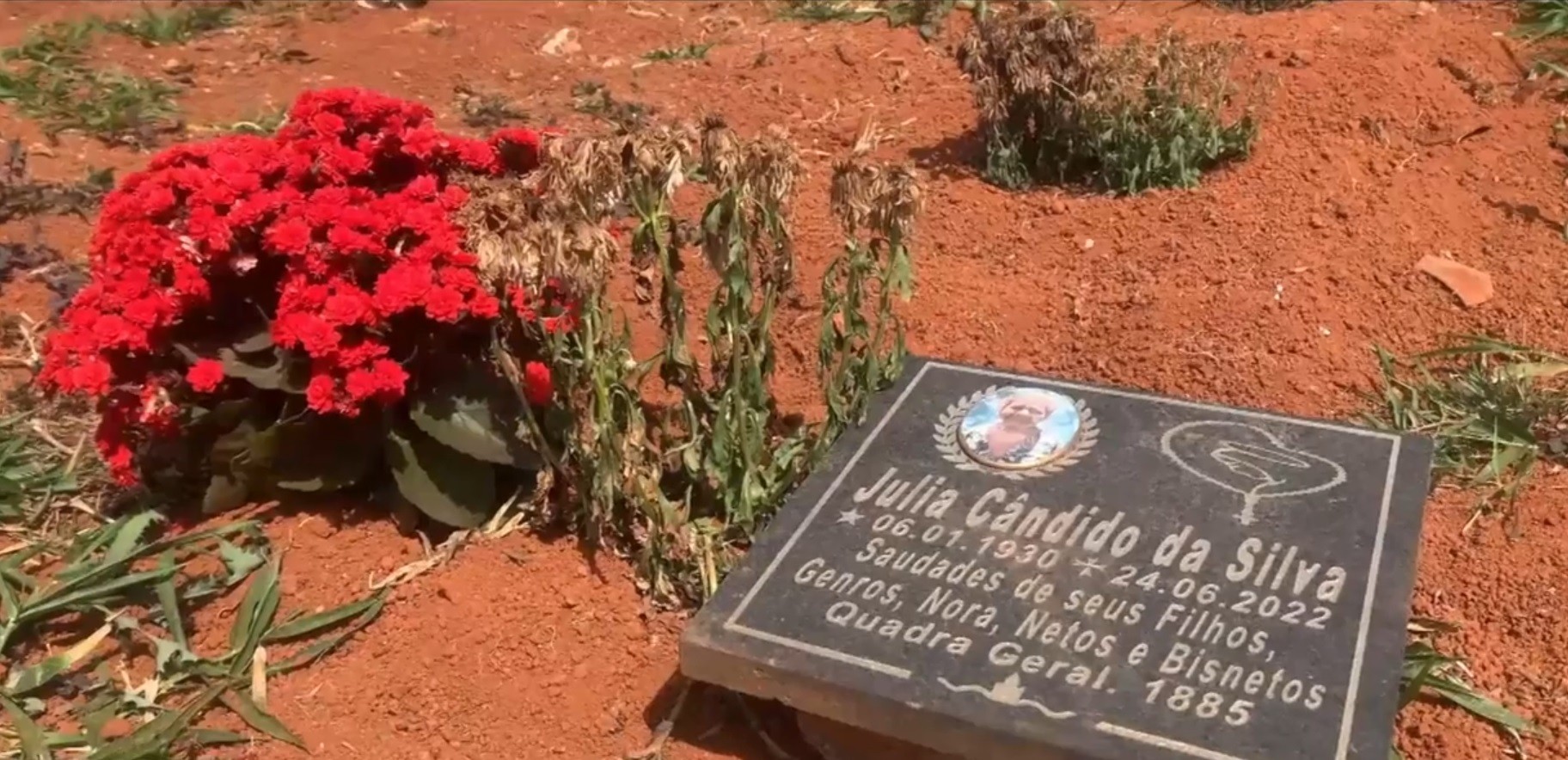 Família ainda busca respostas sobre restos mortais de mulher que sumiram em cemitério de Poá