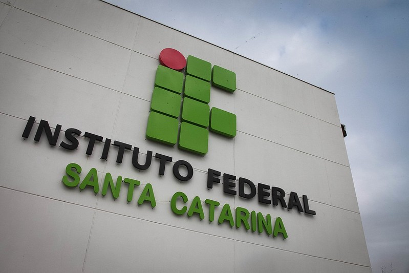 Por ordem de inscrição: IFSC oferta mais de 1 mil vagas em cursos técnicos para 19 cidades