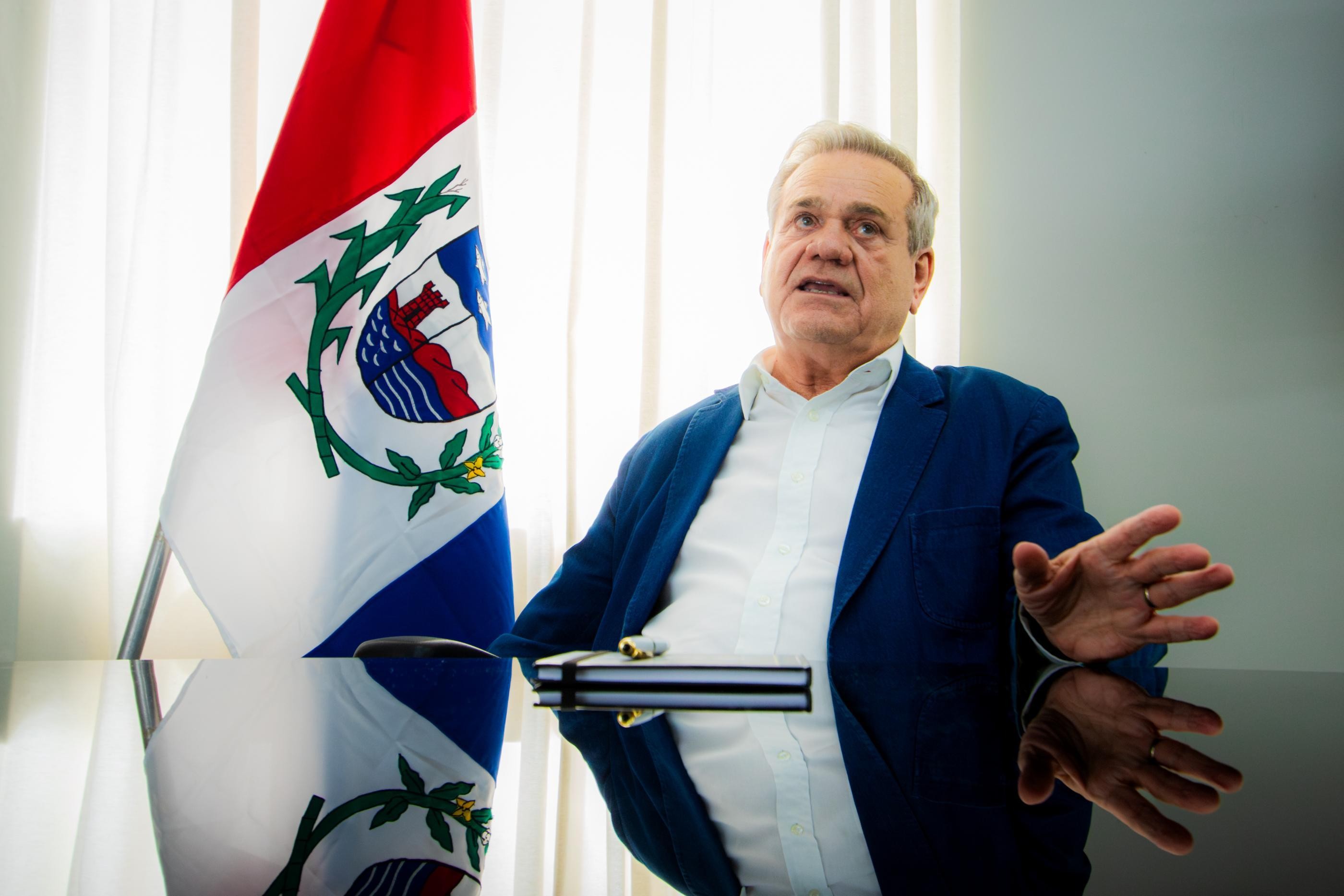 Vice-governador Ronaldo Lessa se afasta do Governo de AL para tratamento de saúde 