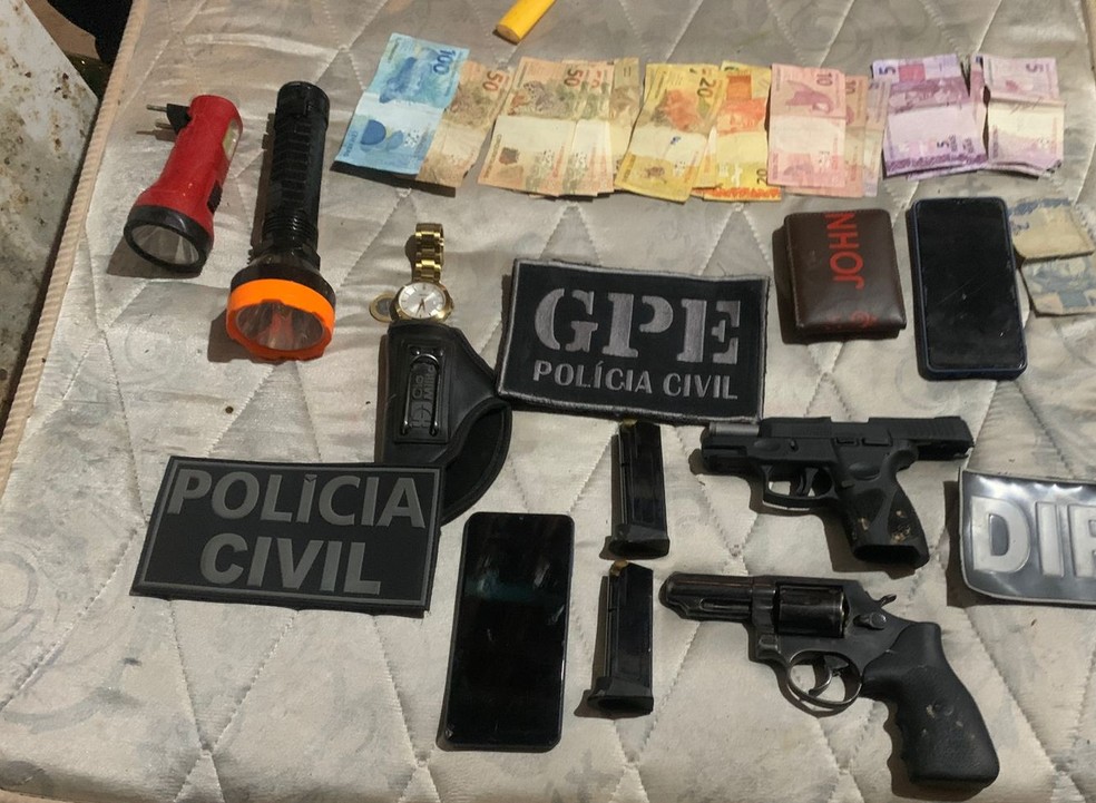 Polícia Federal apreende R$ 360 mil em dinheiro dentro de caminhonete em  Teresina; suspeita de crime eleitoral, Piauí