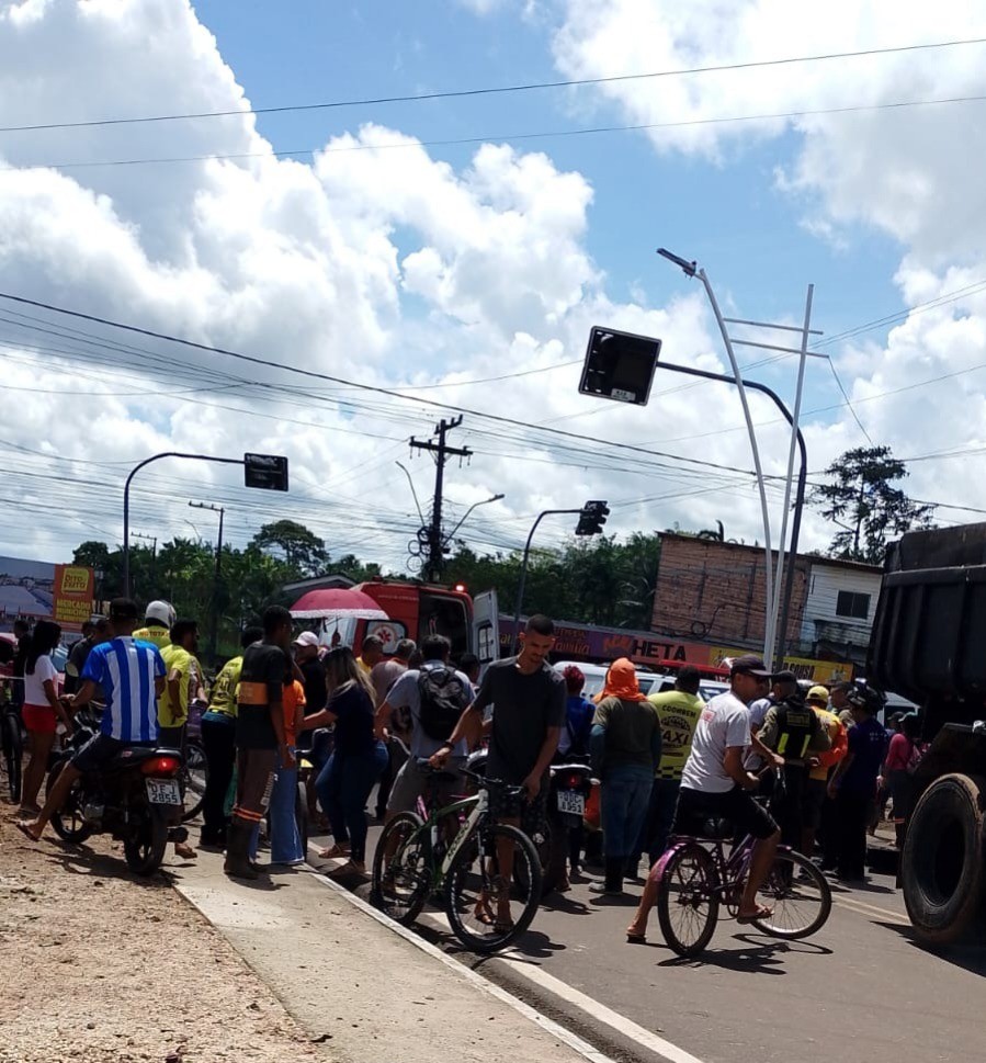 Homem morre após ser atropelado por caçamba na Grande Belém