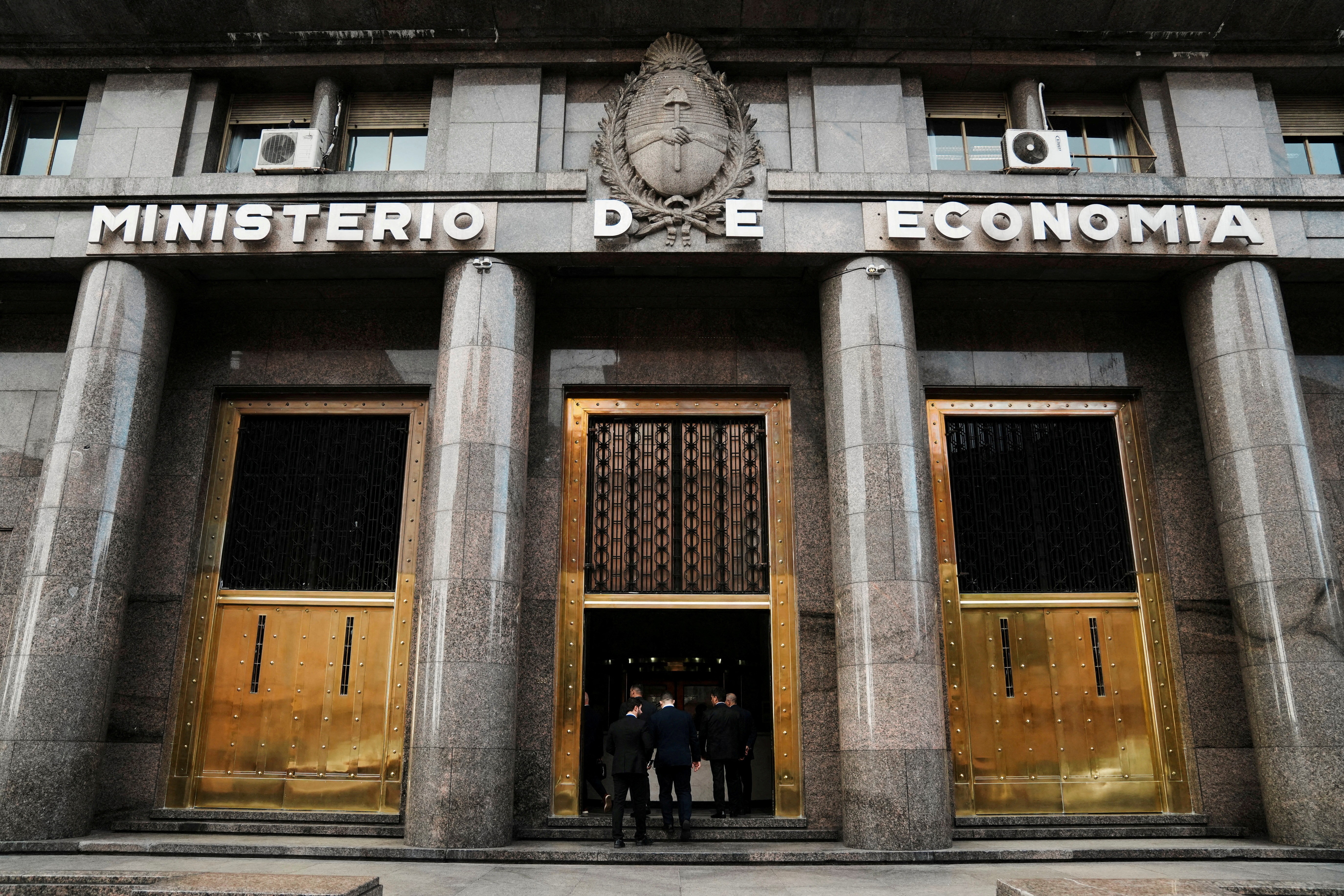 Argentina pode precisar pedir 'perdão' por não cumprir meta do FMI