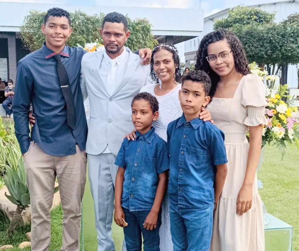 Denise, marido e filhos — Foto: Arquivo pessoal