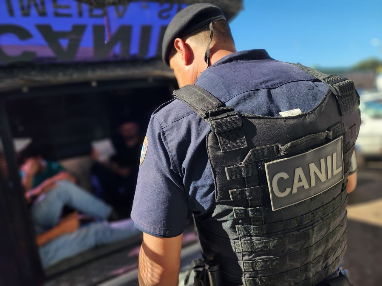 Homens são presos fazendo sexo em banheiro público de praça em Limeira