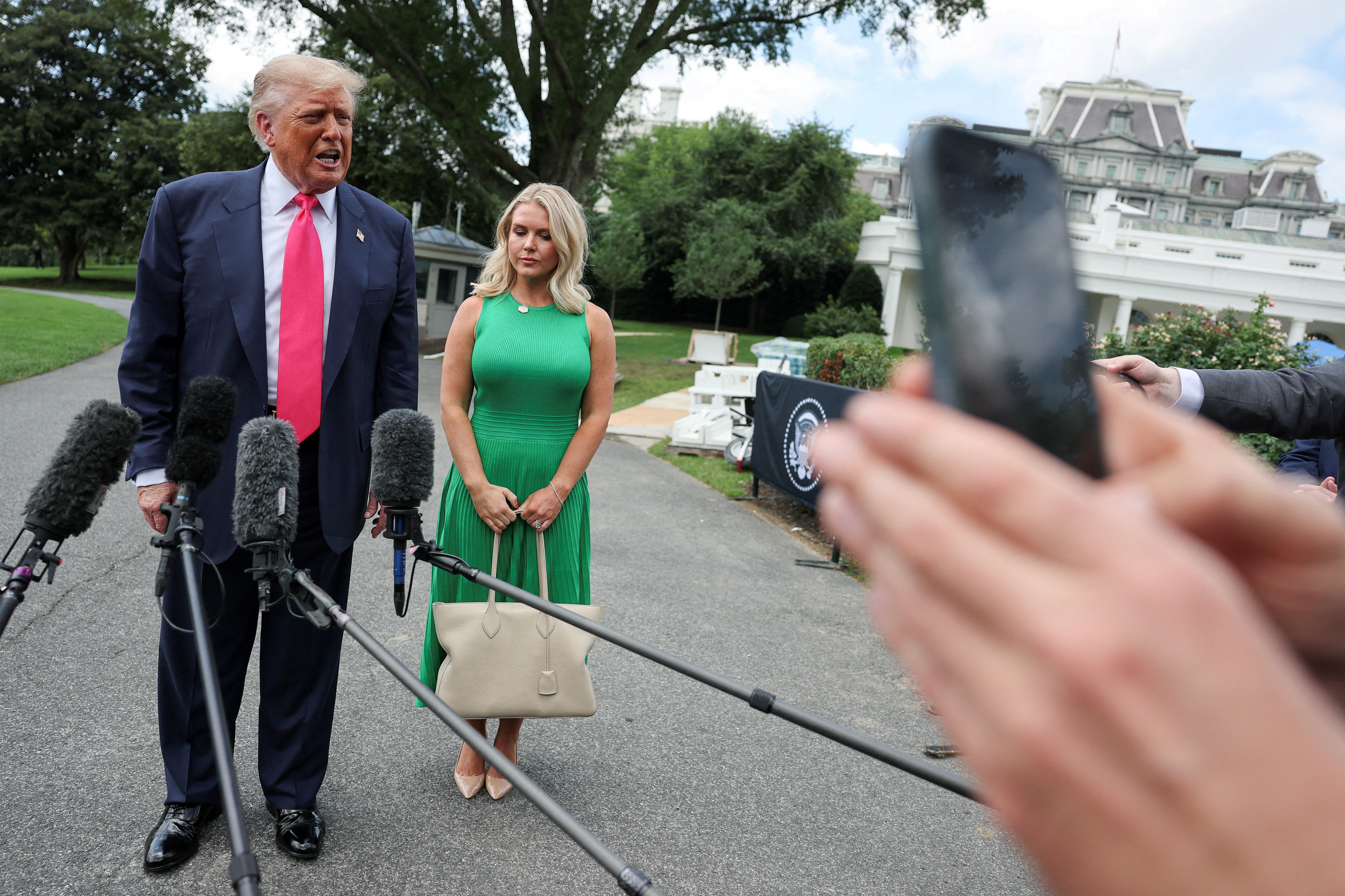 Trump volta a defender Bolsonaro: 'Não é como se ele fosse meu amigo, é alguém que eu conheço'