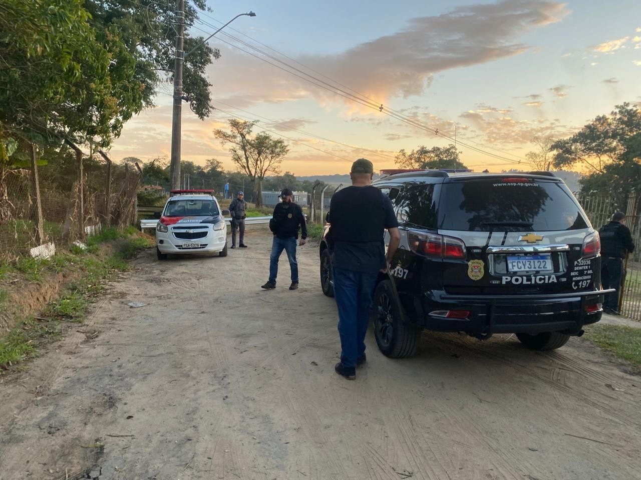 Suspeito de assassinar homem a tiros em São José é identificado e tem prisão decretada